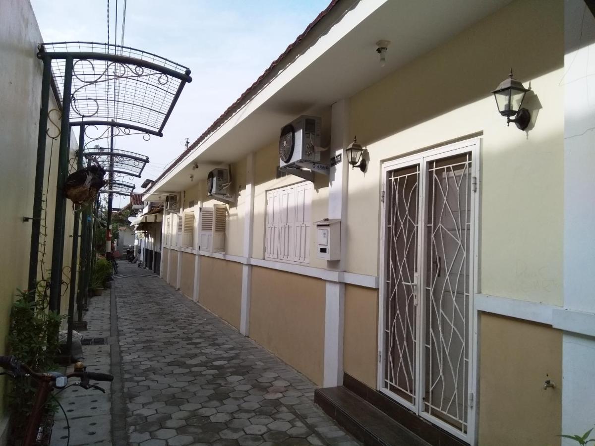 Omah Ngadiwinatan Syariah Apartamento Jogjacarta Exterior foto